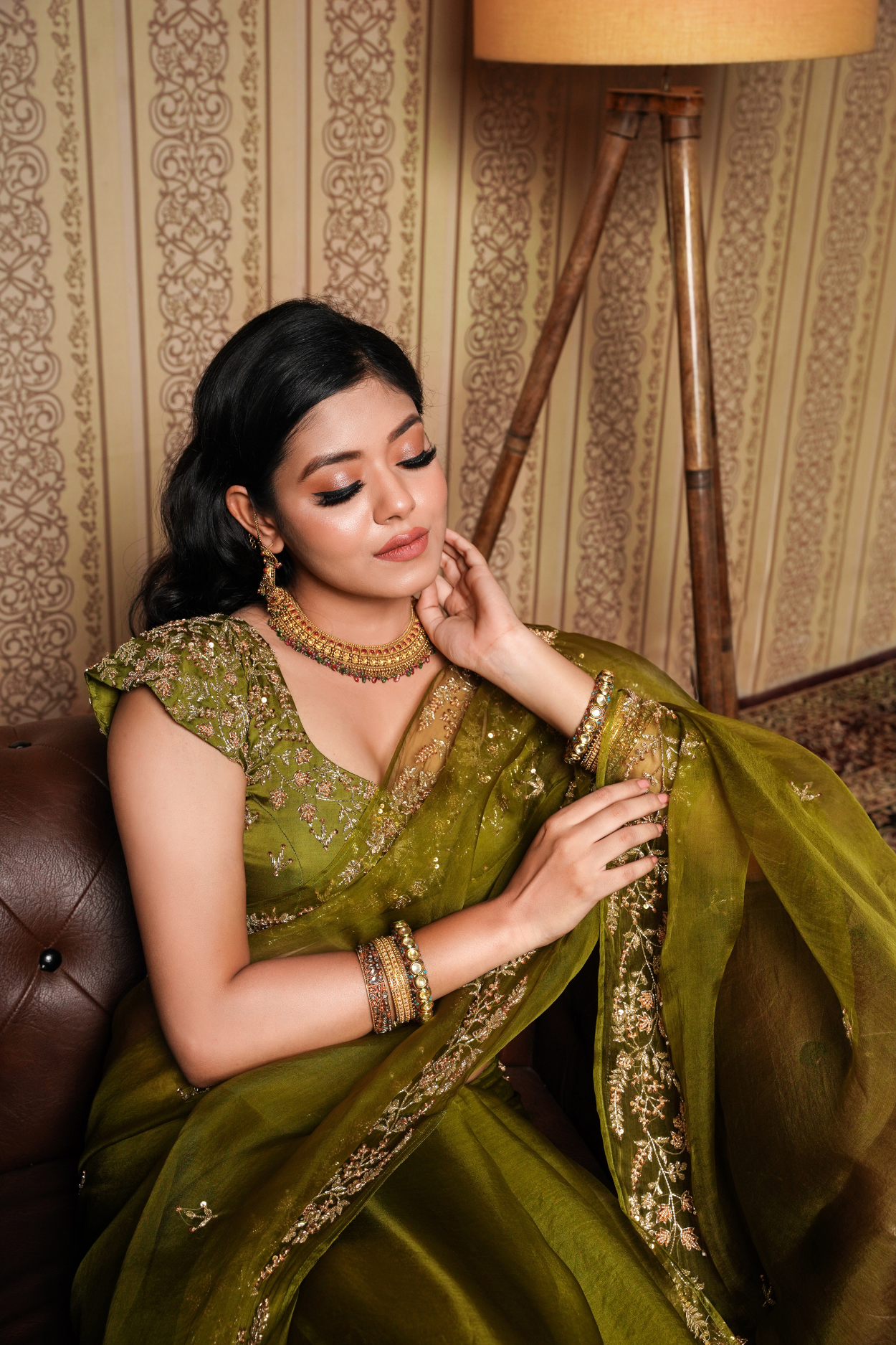 Vikram vedha Colletions - Buy Plain Mehendi Green Saree | Buy Now